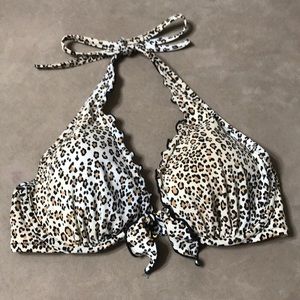 Victoria’s Secret bikini top size 34 D